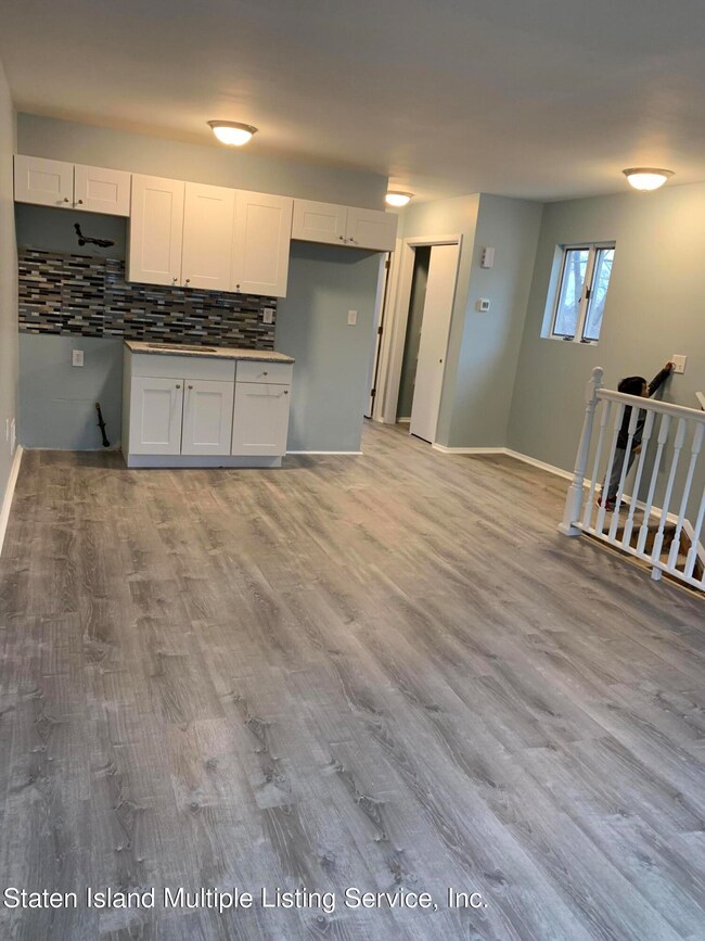51 Portland Place, Staten Island, NY 10301 - photo 6