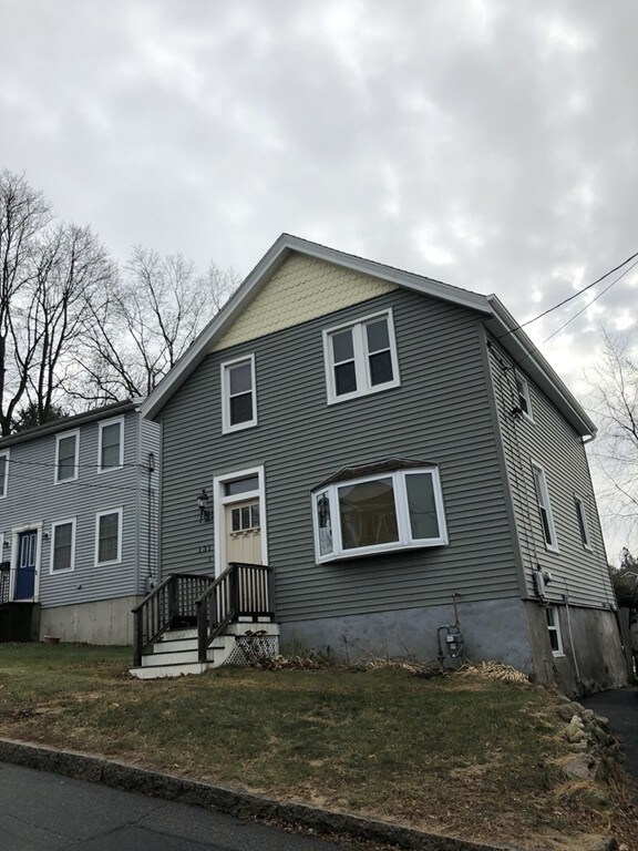 131 Jones St, Fall River, MA 02720 - photo 2