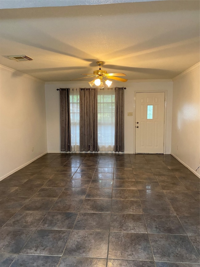 8012 Folkstone Ln, Houston, TX 77075 - photo 3