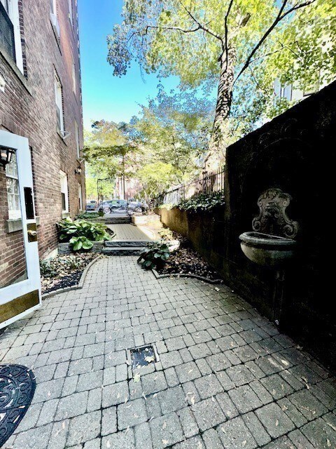 16 Chauncy St unit 41, Cambridge, MA 02138 - photo 7