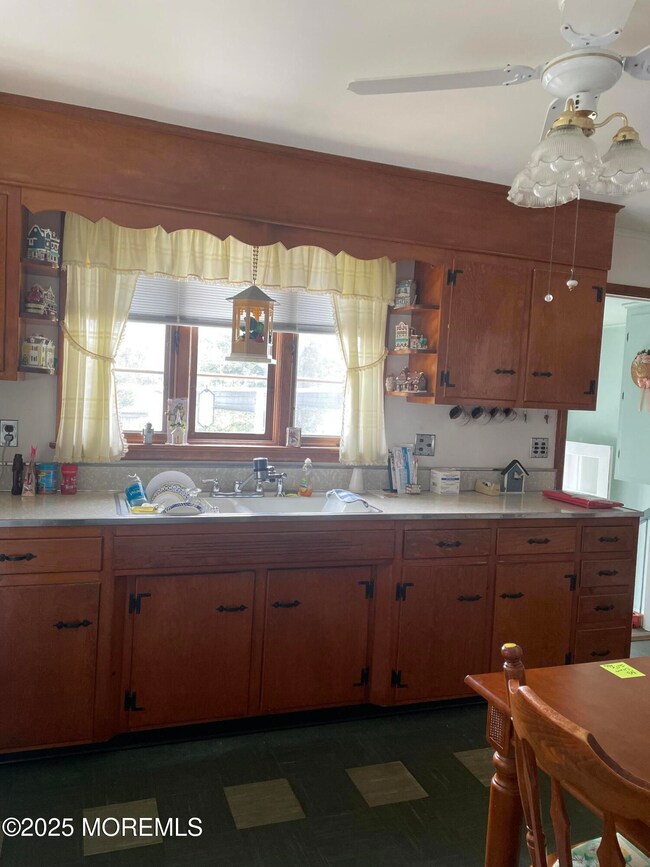 107 Beers St, Keyport, NJ 07735 - photo 5