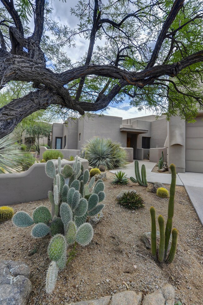 9224 E Whitethorn Cir unit 612, Scottsdale, AZ 85266 - photo 4