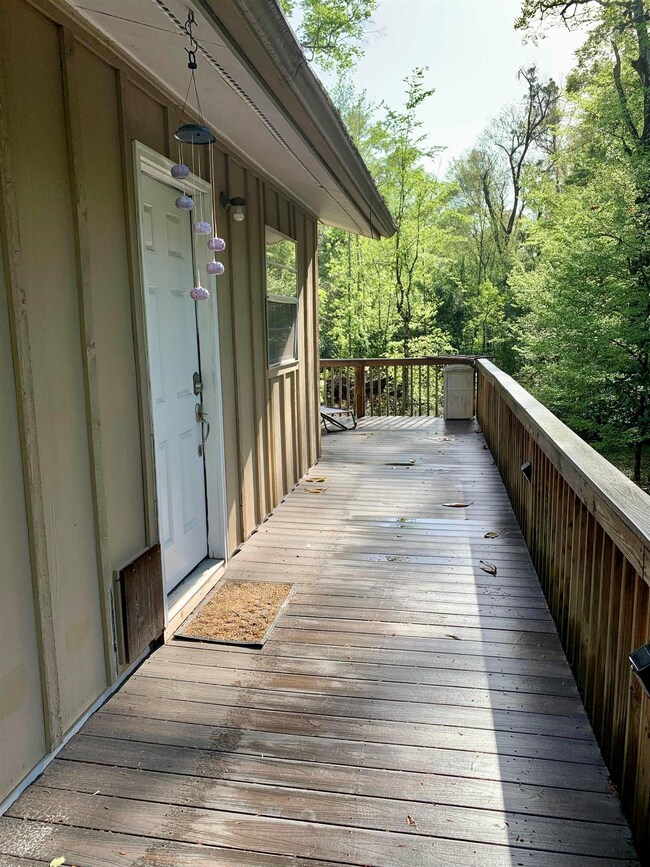 261 White Oak Dr, Crawfordville, FL 32327 - photo 4