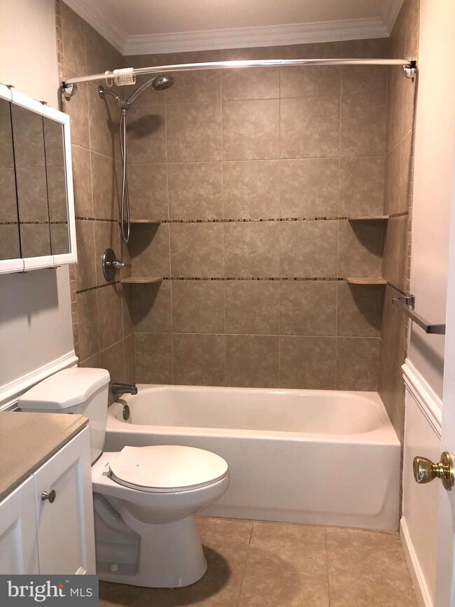 2906 Wren Ct, Woodbridge, VA 22191 - photo 4