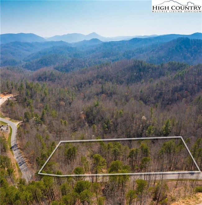 1327 Reynolds Pkwy, Boone, NC 28607 - photo 5