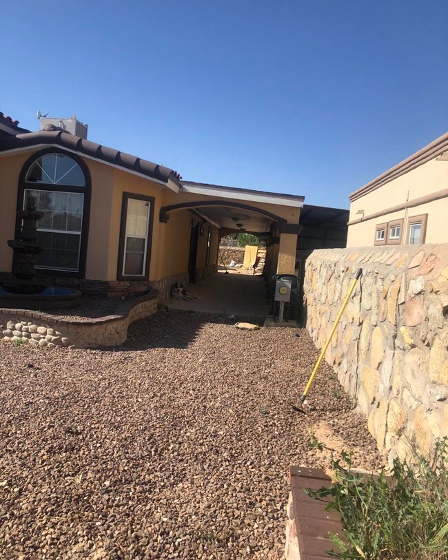 14665 Achim Rd Dr, El Paso, TX 79928 - photo 2