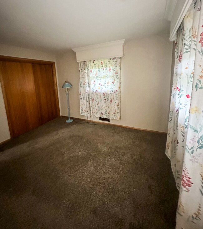 607 S Rangeline Rd, Anderson, IN 46012 - photo 7