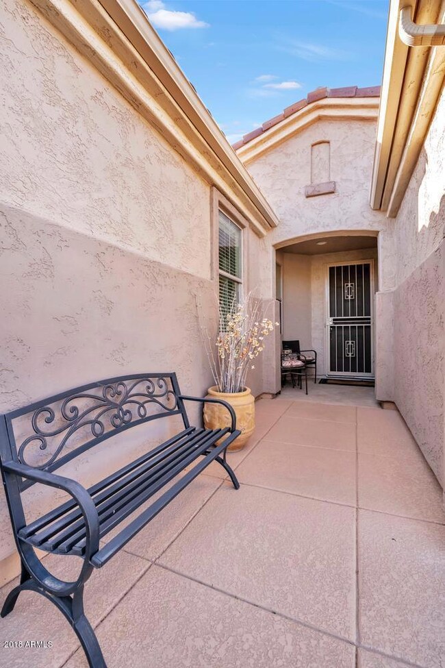 4197 E Narrowleaf Dr Gilbert-large-005-1