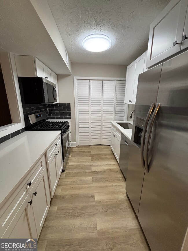 501 Park Ridge Cir, Marietta, GA 30068 - photo 6