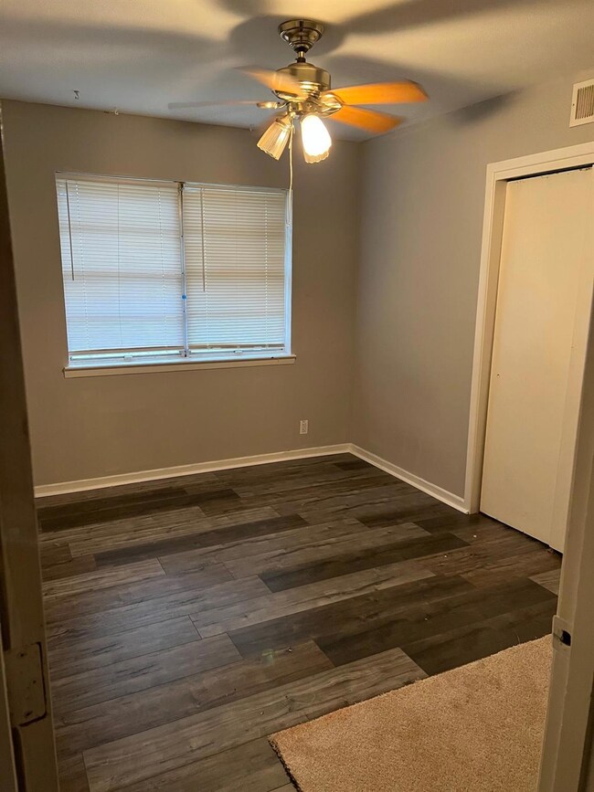 760 Betty Ln, Hurst, TX 76053 - photo 7