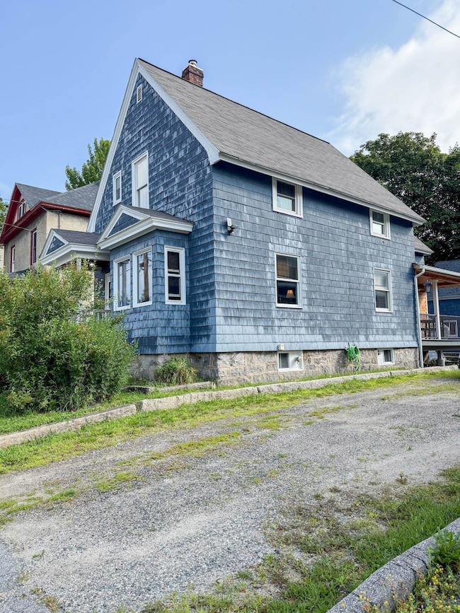 116 Washington St, Berlin, NH 03570 - photo 2