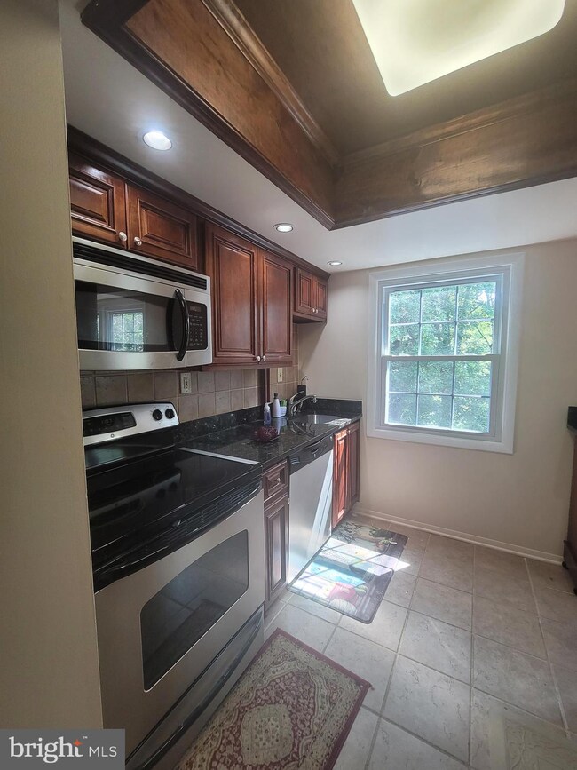 5483 Green Dory Ln, Columbia, MD 21044 - photo 4