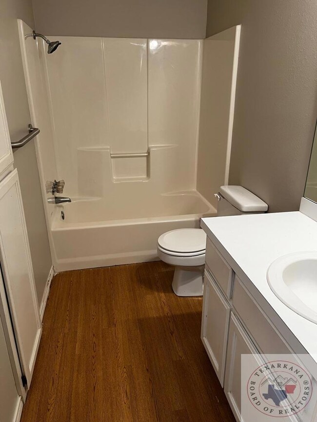 11 Green Oak Cir, Nash, TX 75569 - photo 4