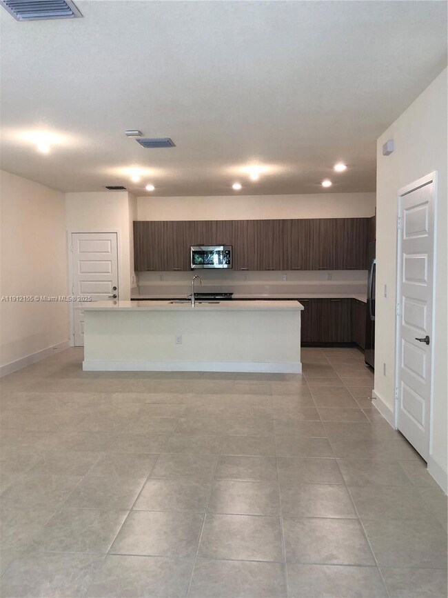 4757 NW 83rd Pkwy unit 4757, Doral, FL 33166 - photo 3