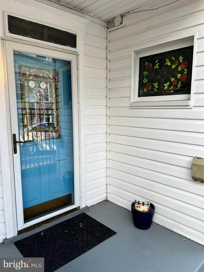 132 E Antietam St, Hagerstown, MD 21740 - photo 3