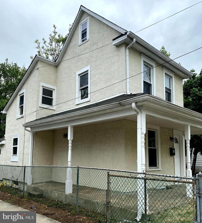 63 Spring Garden St, Riverside, NJ 08075 - photo 2