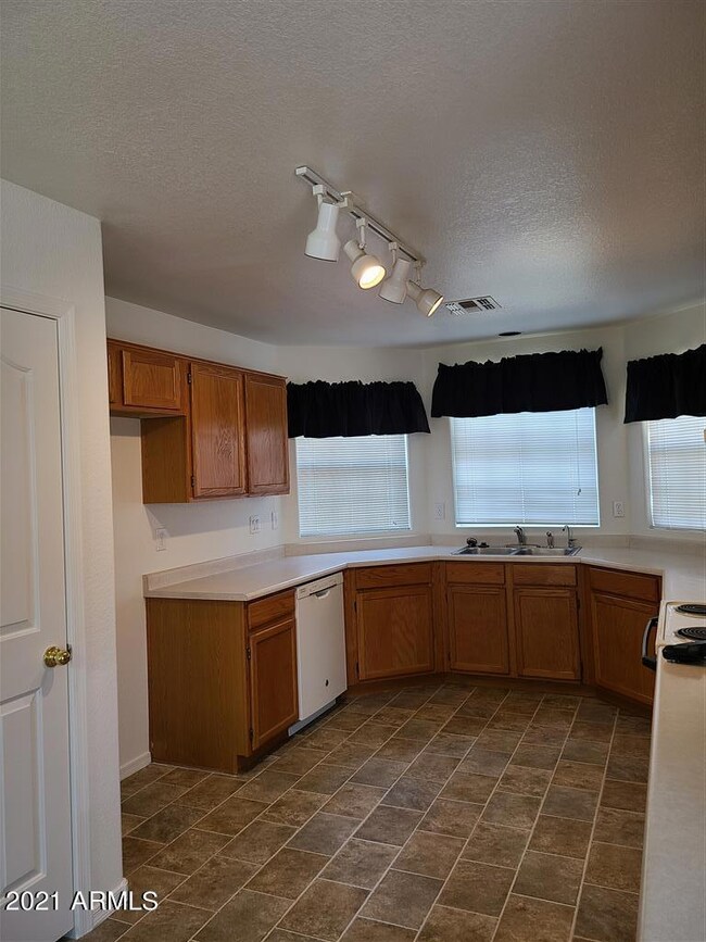 Front Facing Kitchen
