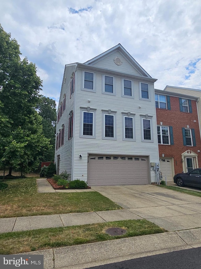 713 Summertime Dr, Odenton, MD 21113 - photo 2