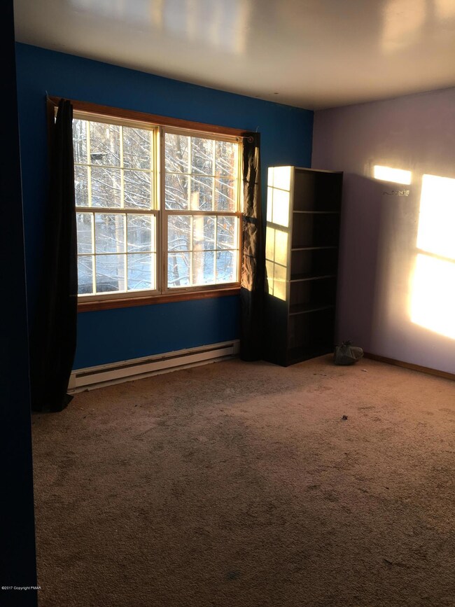 8871 Chipmunk Ln, Tobyhanna, PA 18466 - photo 7