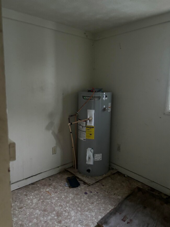 202 Elm St, Greenup, KY 41144 - photo 5