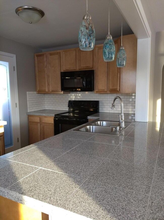 kitchen counters<|><|>
