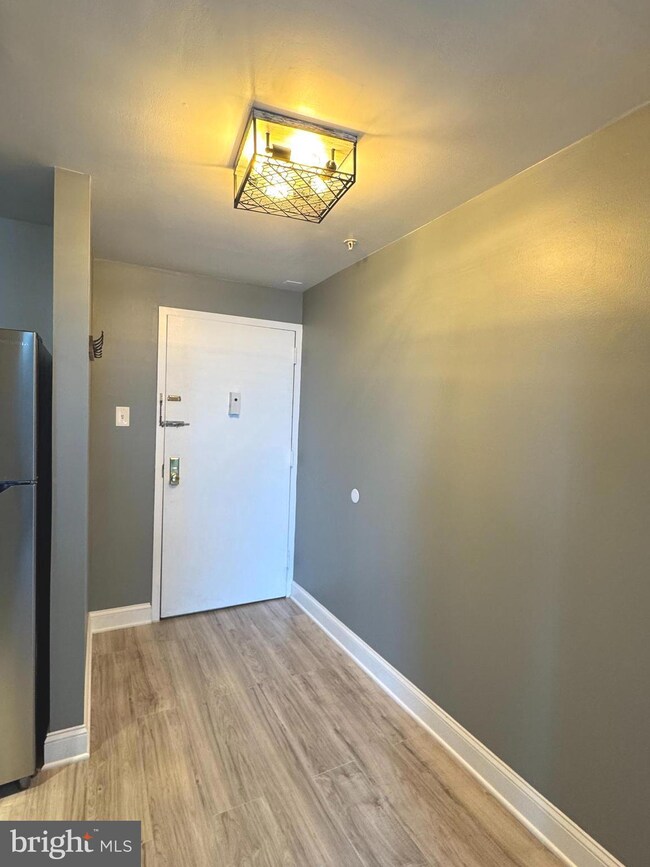 28 Allegheny Ave unit 1401, Towson, MD 21204 - photo 5
