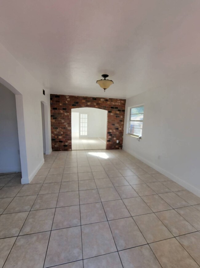 655 SW 19th Rd unit 1, Miami, FL 33129 - photo 4