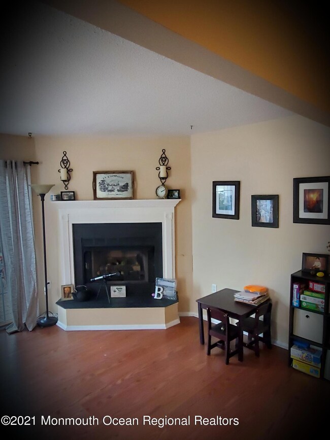 82 Madison Ct, Tinton Falls, NJ 07712 - photo 2