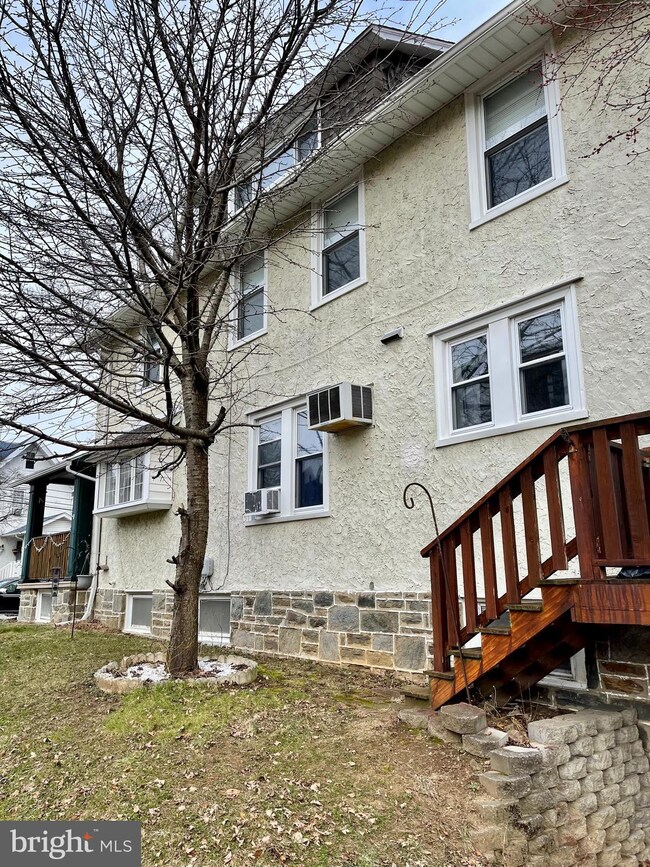 4038 Lasher Rd, Drexel Hill, PA 19026 - photo 7