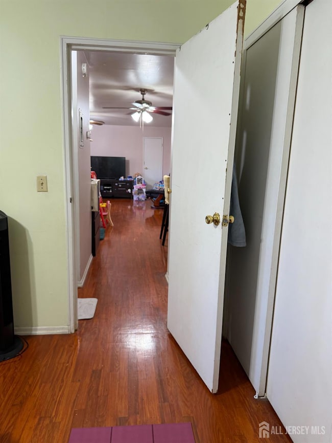 55 Gill Ln unit 51, Iselin, NJ 08830 - photo 5