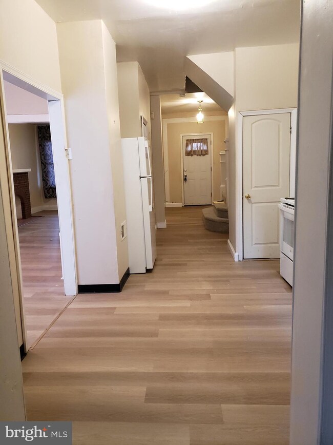 52 N Morley St, Baltimore, MD 21229 - photo 3