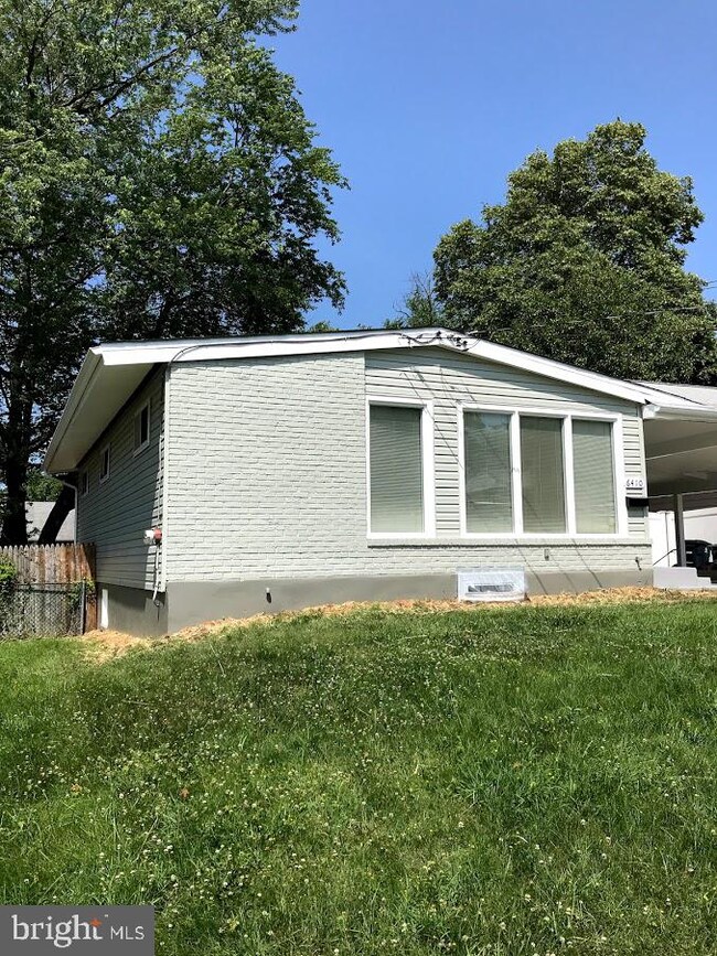 6410 Hawthorne St, Hyattsville, MD 20785 - photo 3