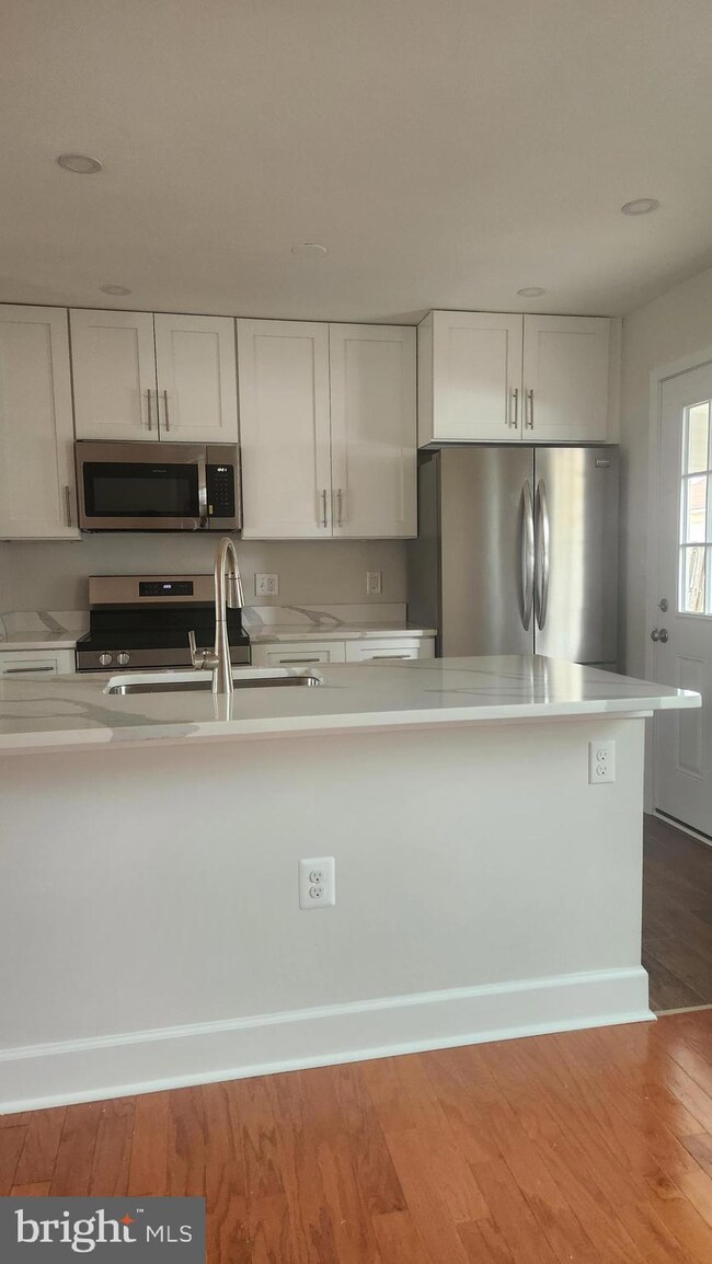 222 W Beech Rd, Sterling, VA 20164 - photo 4