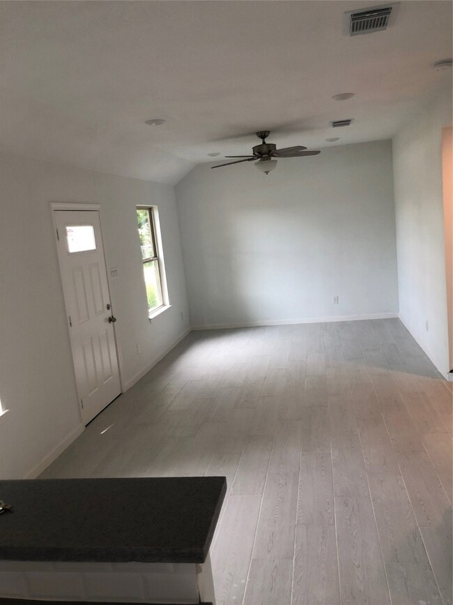 2418 Woodard St, Houston, TX 77026 - photo 2