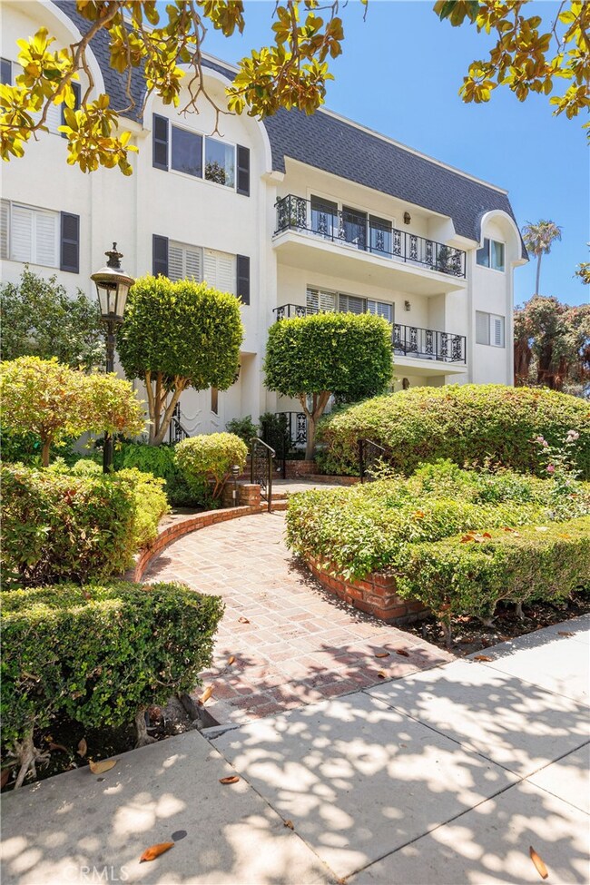 1486 Amalfi Drive, Pacific Palisades, CA 90272