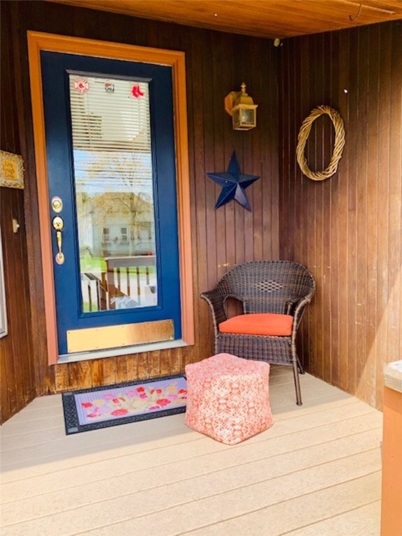 39 Narrows Rd, Bristol, RI 02809 - photo 2