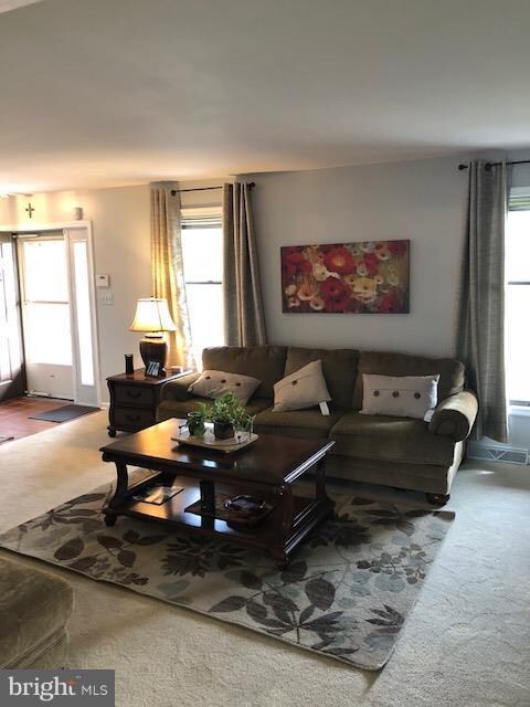 253 Topaz Dr, Chambersburg, PA 17202 - photo 7