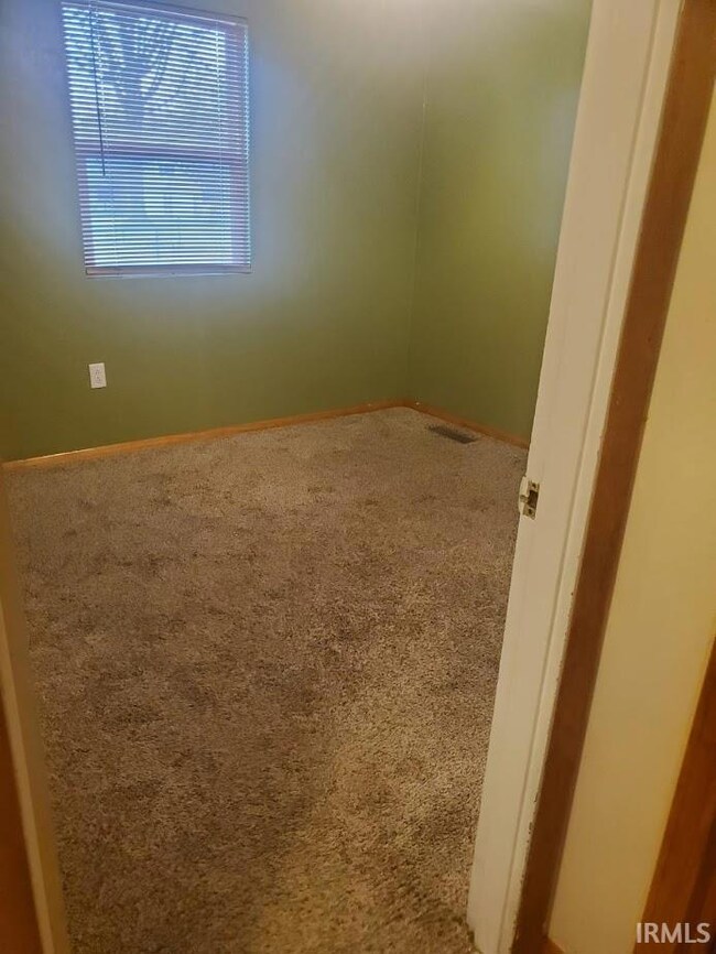 25 Schiele Rd, Logansport, IN 46947 - photo 6