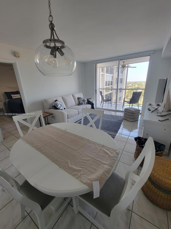 Delphi Towers unit 905, Pompano Beach, FL 33062 - photo 6