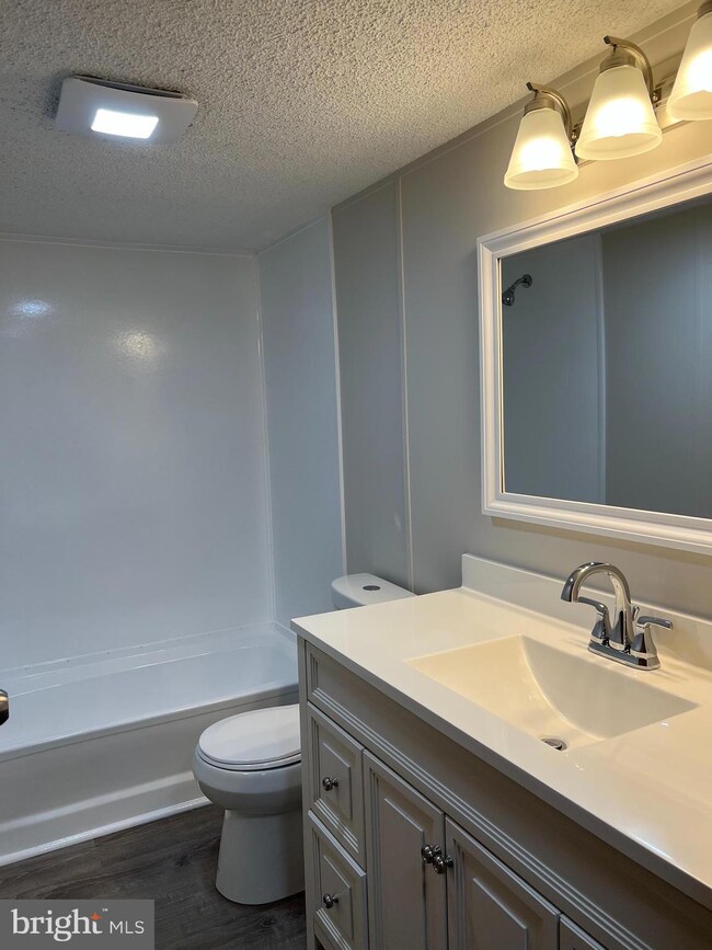 1044 Mt Zion Marlboro Rd, Lothian, MD 20711 - photo 5