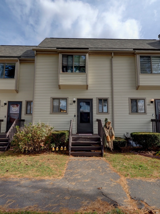 212 Sterling Village unit 212, Meriden, CT 06450 - photo 2