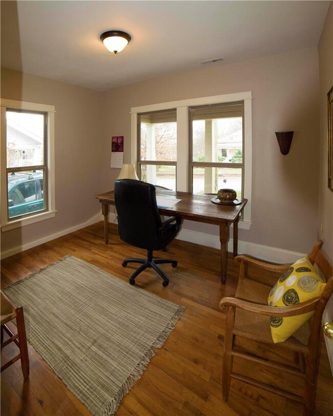 308 S College Ave, Fayetteville, AR 72701 - photo 6