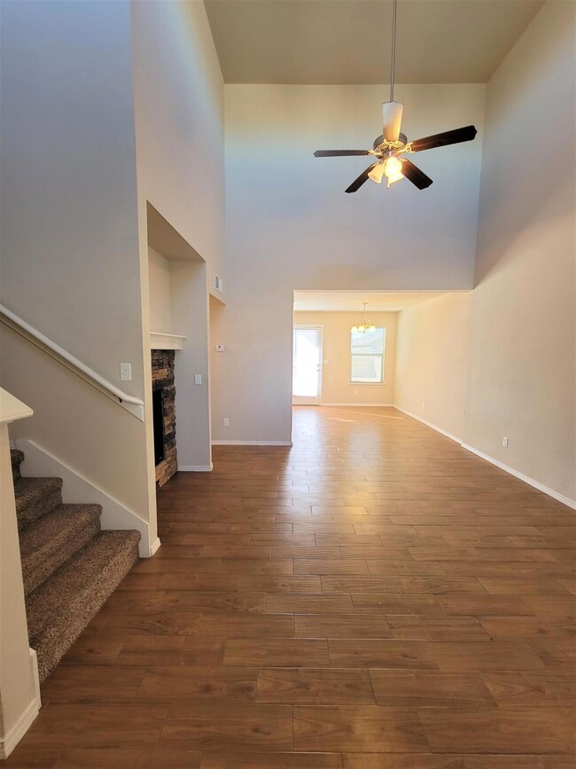 14948 Jerry Armstrong Ct, El Paso, TX 79938 - photo 4