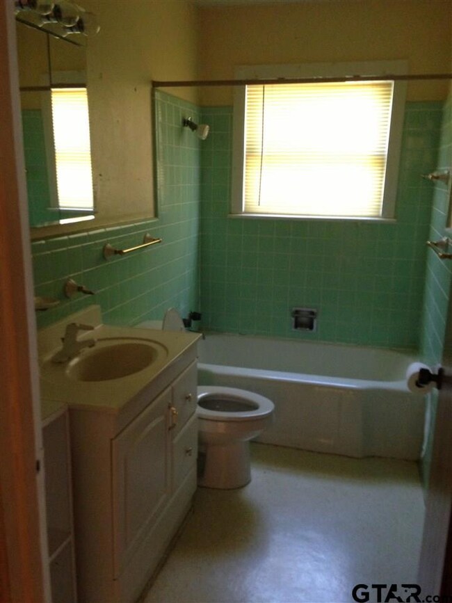 416 416 E Hudson St, Tyler, TX 75701 - photo 7