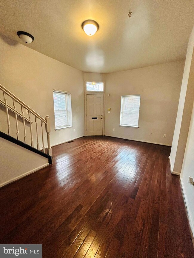 1801 S 4th St, Camden, NJ 08104 - photo 6