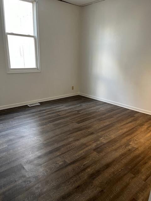 624 6th Ave Apt 1 Bedroom 2