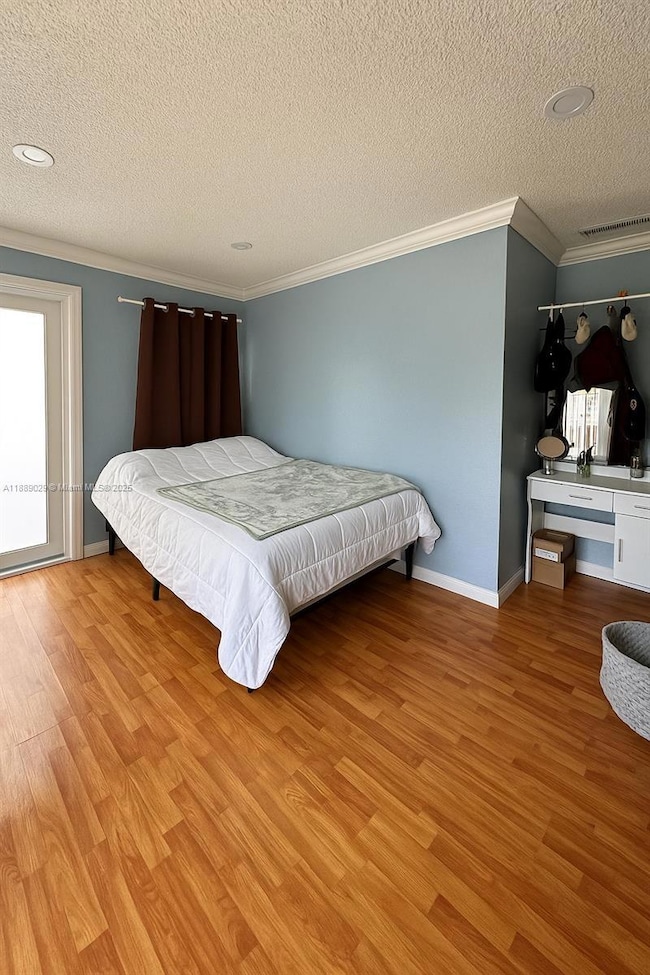 359 E 46th St, Hialeah, FL 33013 - photo 3