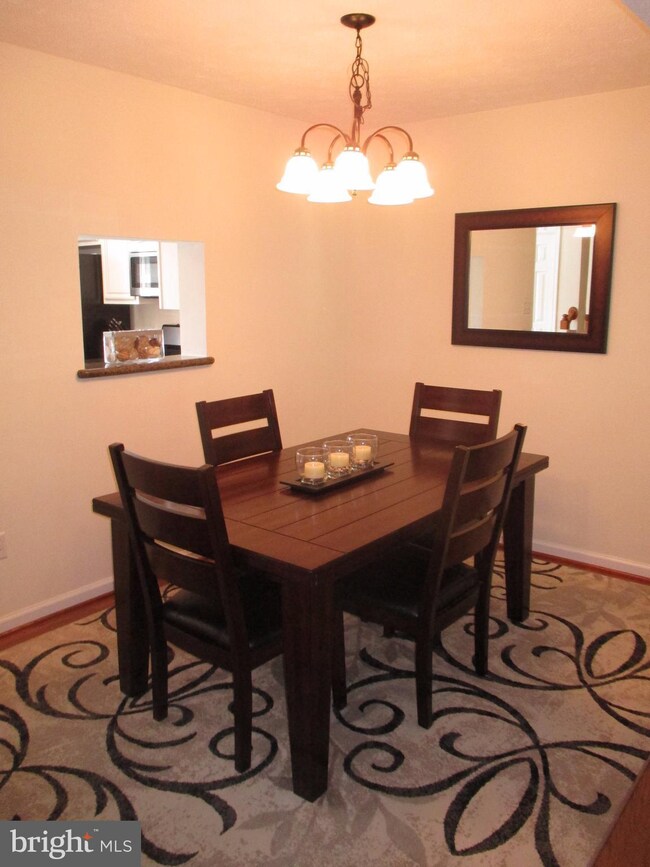 8511 Pine Meadows Dr, Odenton, MD 21113 - photo 6