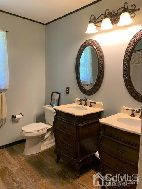 84 Heman St, Edison, NJ 08837 - photo 2