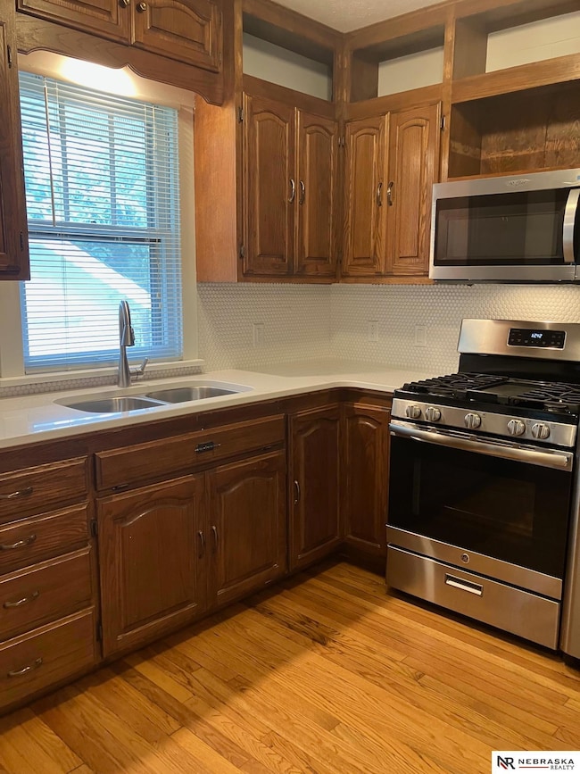 306 N 43rd St, Omaha, NE 68131 - photo 3